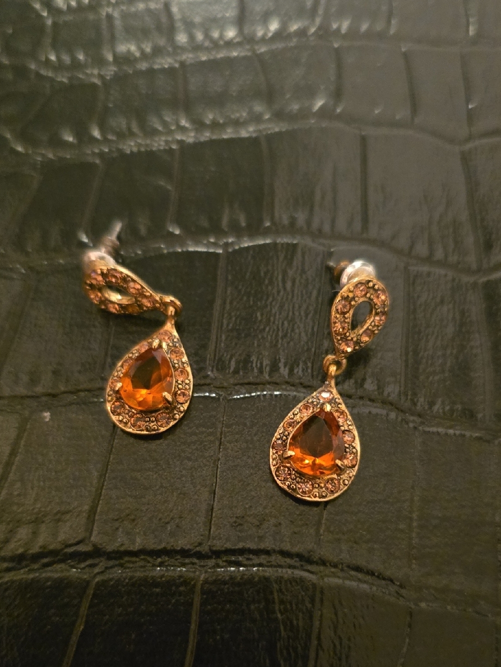 Gold-Tone Teardrop Dangle Earrings with Amber Stones